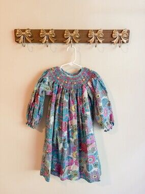 Mom & Me girls size 3t Floral Smocked Neckline Dress Long Sleeve Button Back